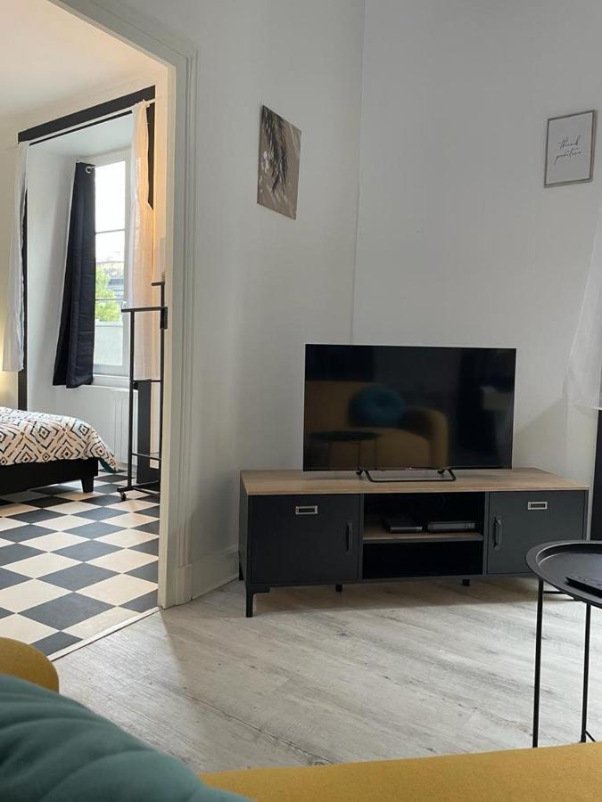 Les Aiguilles Dorees - Marche Saint Pierre, Victoire, Jaude Appartement